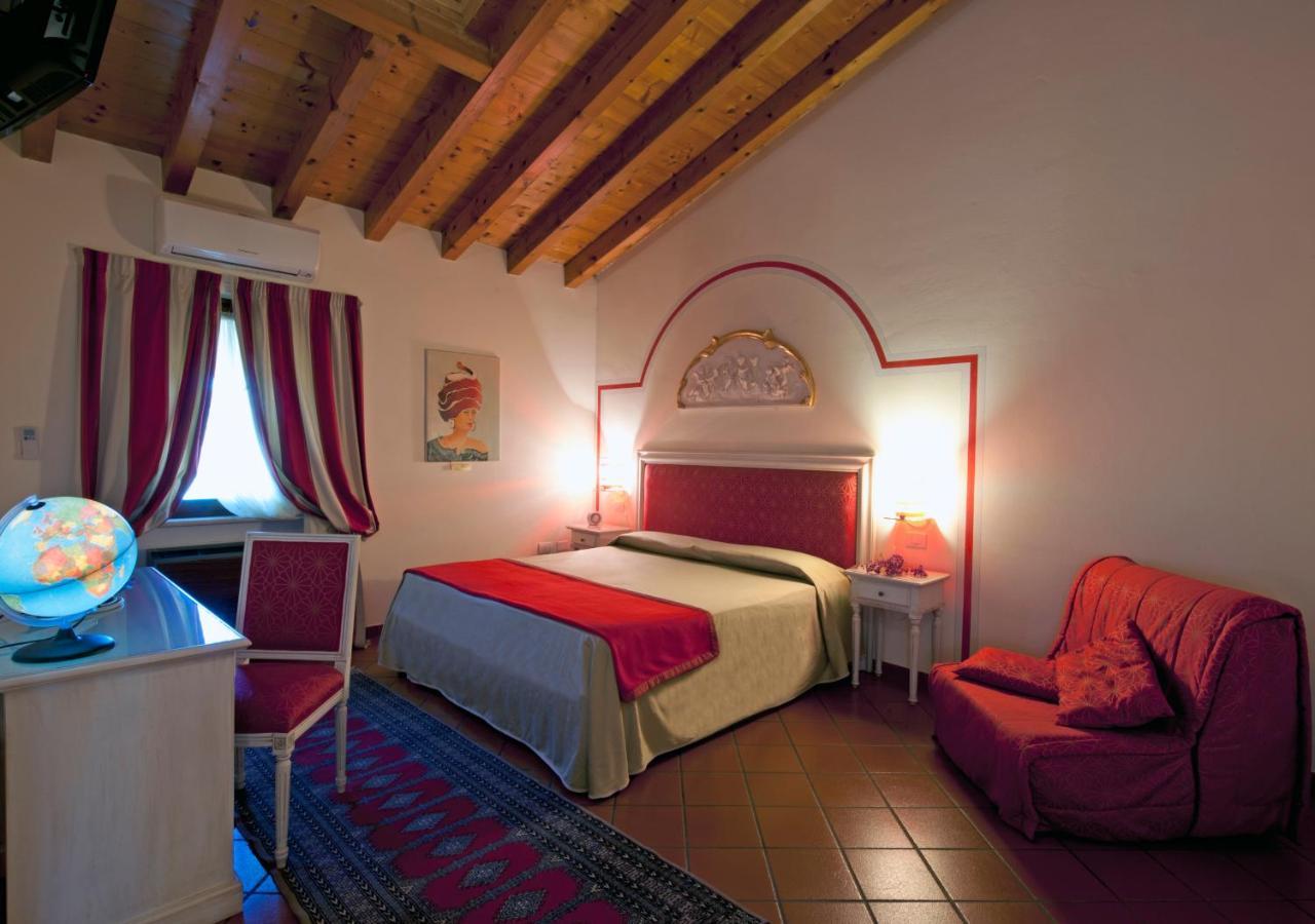 Resort La Mola Sommacampagna Ngoại thất bức ảnh